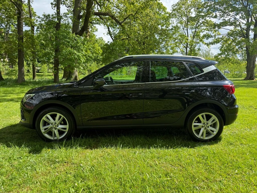 Seat Arona 1L Fr YL19WHF Black #4