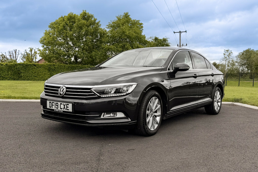Volkswagen Passat Se Business Tdi DF19CXE #2
