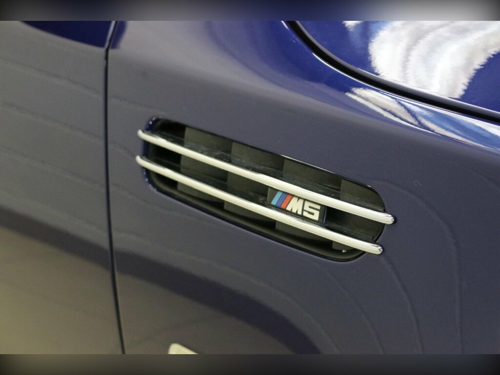 BMW M5 5.0 V10 M5 501 Bhp Blue #17