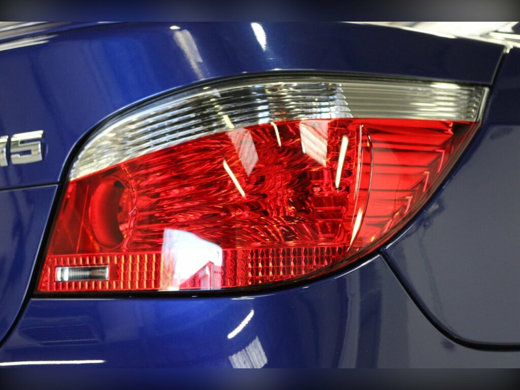 BMW M5 5.0 V10 M5 501 Bhp Blue #45