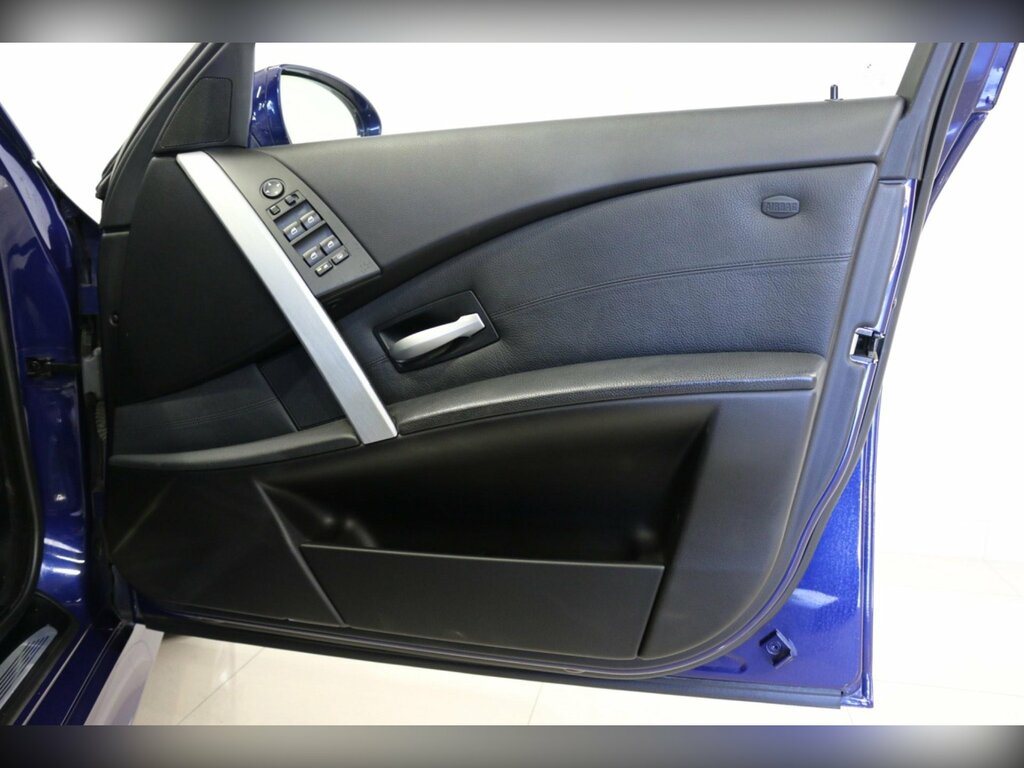 BMW M5 5.0 V10 M5 501 Bhp Blue #61