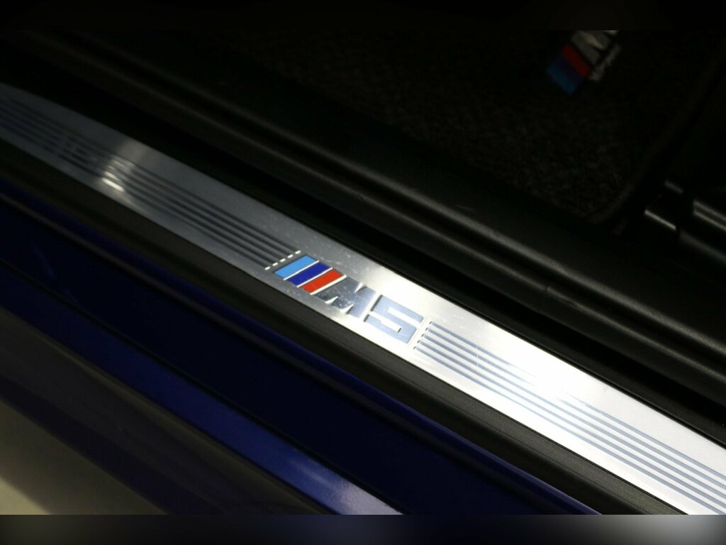 BMW M5 5.0 V10 M5 501 Bhp Blue #68