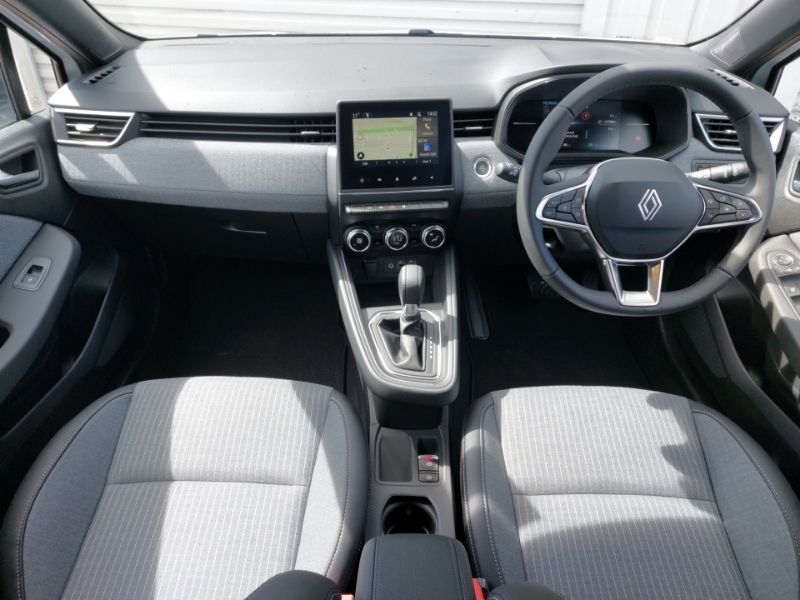 Renault Clio 1.6 E-tech Full Hybrid 145 Techno White #3