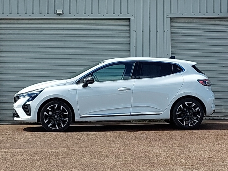 Renault Clio 1.6 E-tech Full Hybrid 145 Techno SB75ZNZ White #4