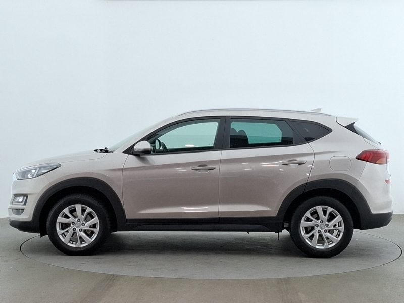 Hyundai Tucson 1.6 Gdi Se Nav 2Wd FY68EGF Beige #4