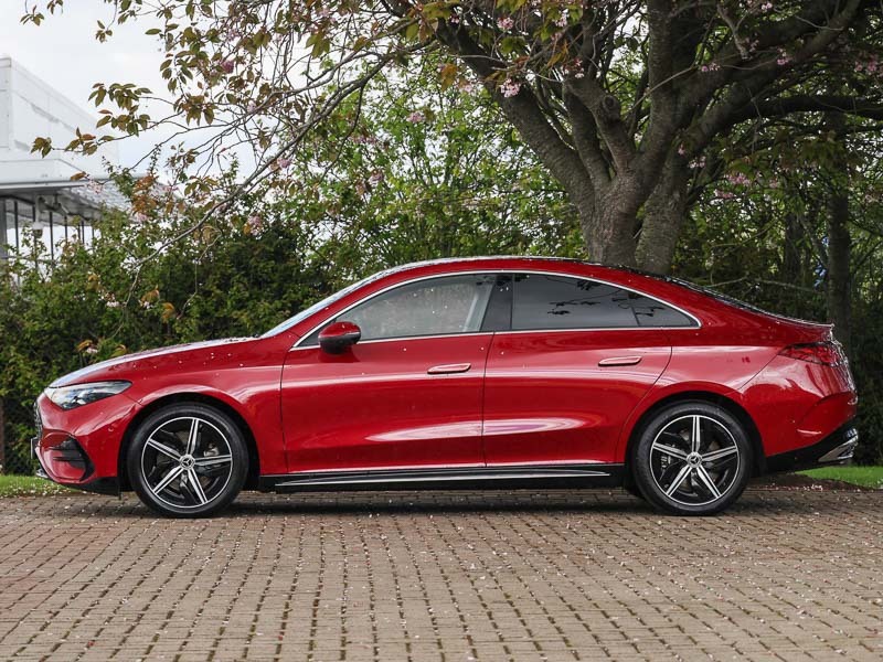 Mercedes-Benz CLA Class Cla 250 200Kw Eq Tech Amg Line Ed 85Kwh Red #4