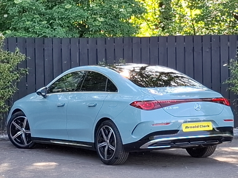 Mercedes-Benz CLA Class Cla 180 Amg Line Executive Green #2