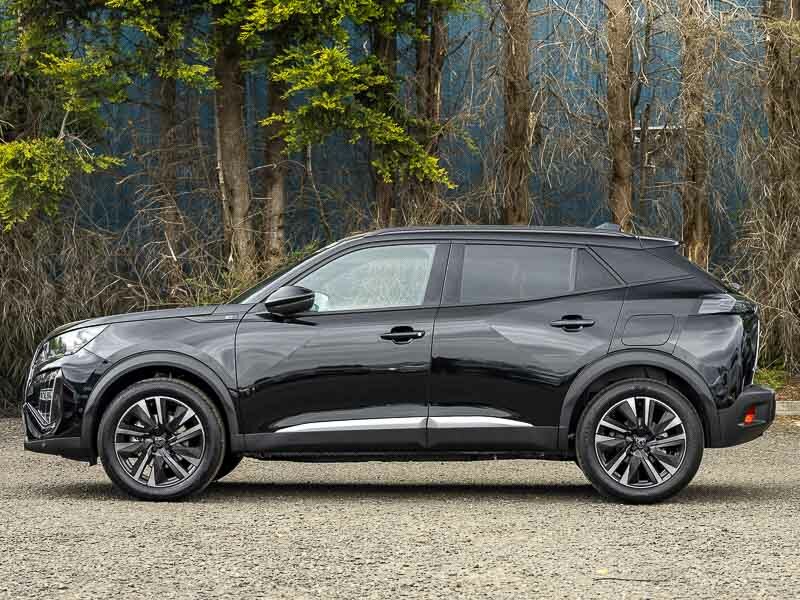 Peugeot e-2008 115Kw Gt Premium 54Kwh SD26JSV Black #4
