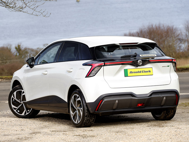 MG MG4 180Kw Premium Extended Range 77Kwh MG4PEW White #2