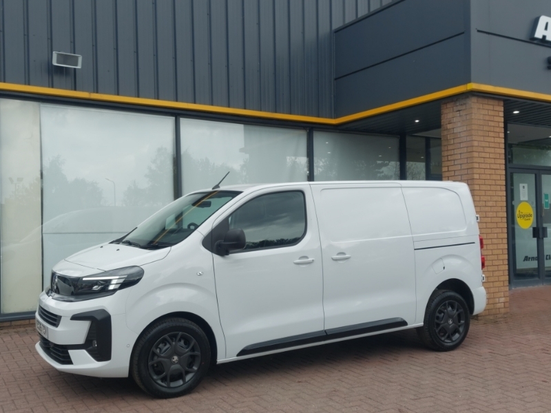Vauxhall Vivaro 1.5 Turbo D 120 Pro H1 Van White #4