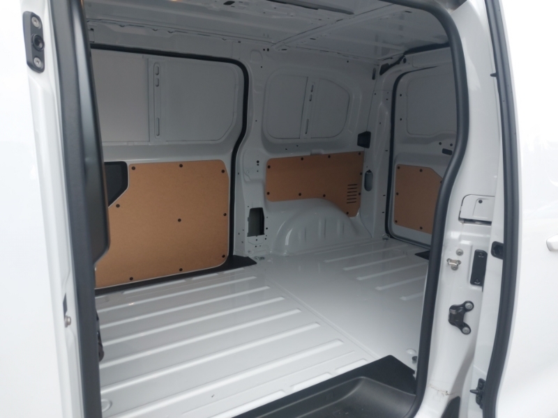 Vauxhall Vivaro 1.5 Turbo D 120 Pro H1 Van White #6