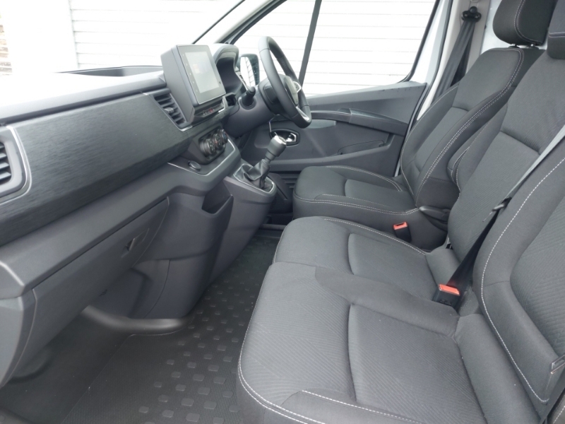 Renault Trafic Ll30 Blue Dci 130 Extra Safety Van SD26LMX White #5