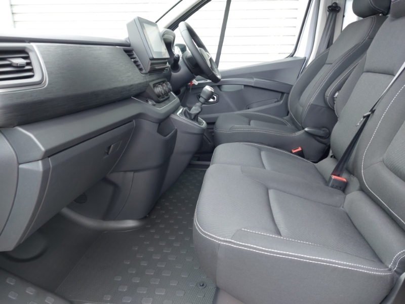 Renault Trafic Ll30 Blue Dci 150 Extra Safety Van Grey #5
