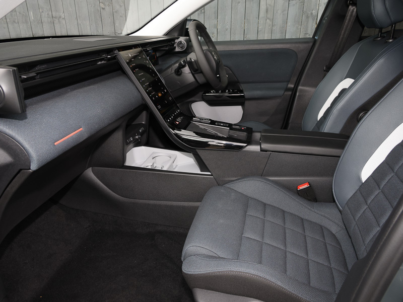 Citroen C5 Aircross 1.2 Hybrid 145 Plus Green #6