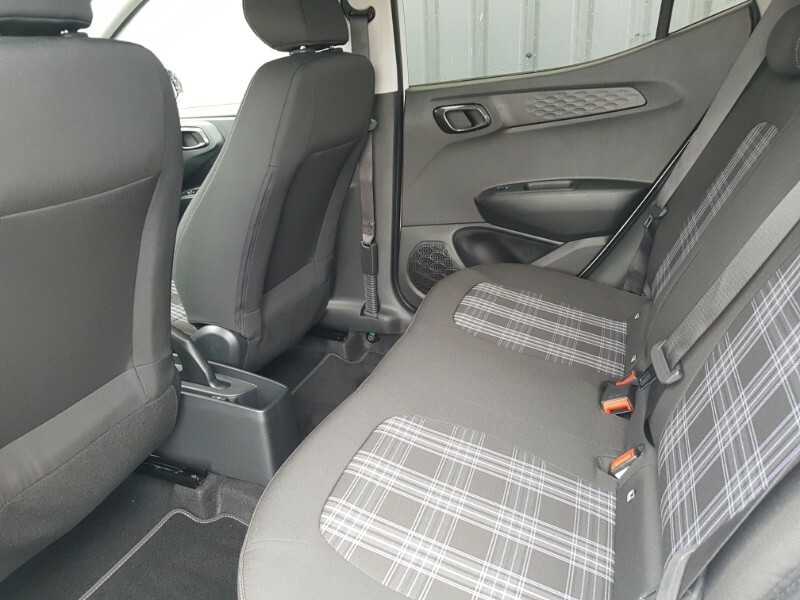 Hyundai I10 1.2 79 Premium Nav SW26ATO Grey #6