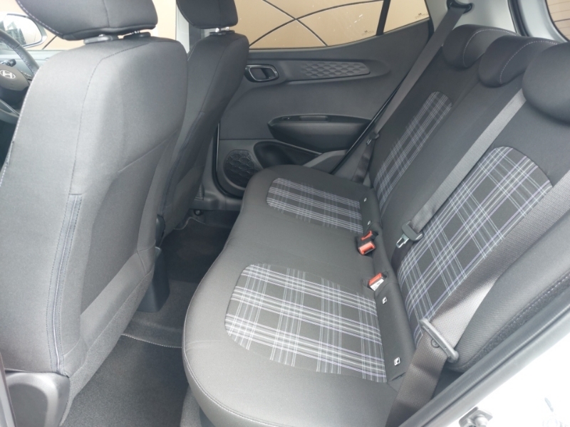 Hyundai I10 1.2 79 Premium Nav SD26YUG Grey #6