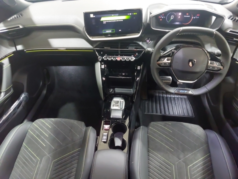 Peugeot 2008 1.2 Puretech 130 Gt Premium Eat8 White #3