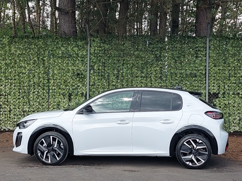 Peugeot 208 1.2 Puretech 100 Gt Premium SD26JZF White #4