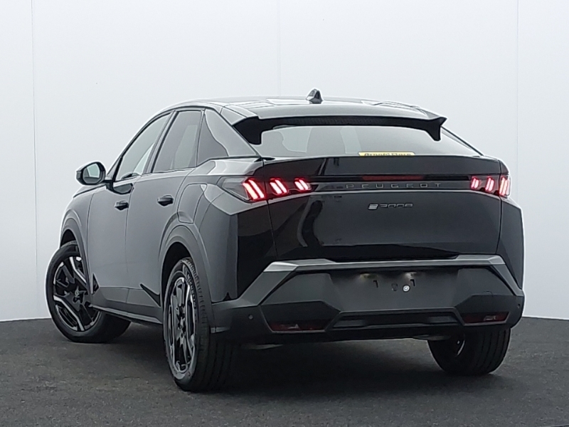 Peugeot 3008 157Kw Allure 73Kwh Black #2