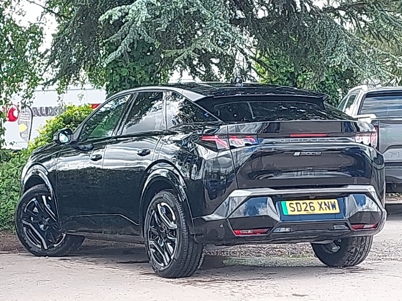 Peugeot 3008 157Kw Gt 73Kwh Black #2