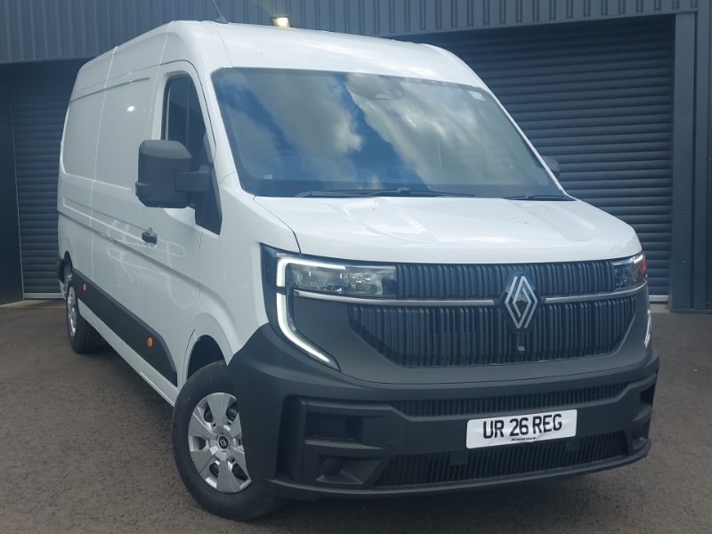Renault Master Lm35 Blue Dci 150 Advance Medium Roof Van White