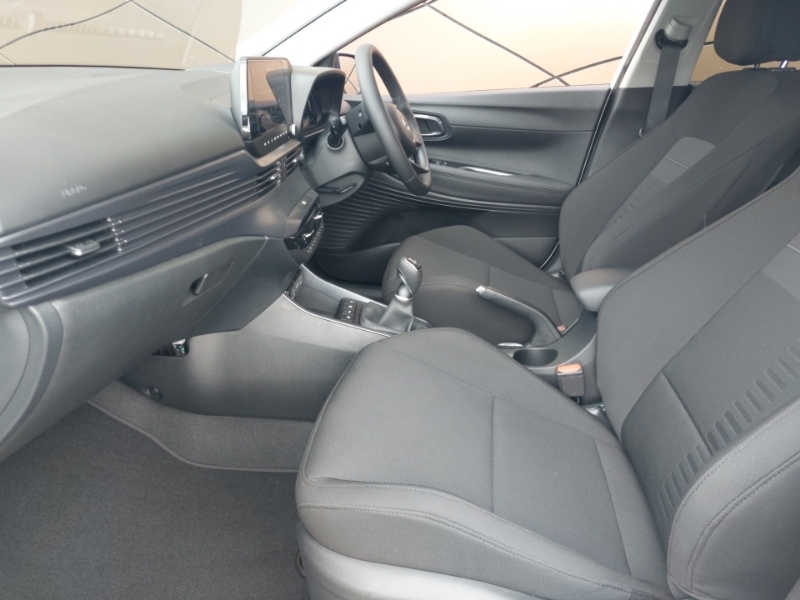 Hyundai Bayon 1.0 Tgdi 90 Tech Line White #5