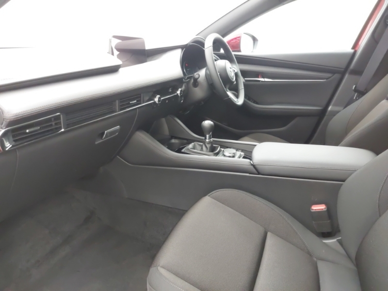 Mazda 3 2.0 E-skyactiv X Mhev 186 Exclusive-line Red #5