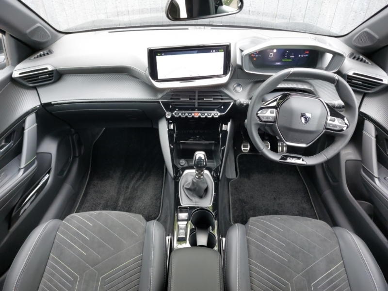 Peugeot 208 1.2 Puretech 100 Gt Premium Black #3