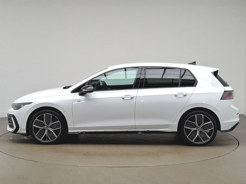 Volkswagen Golf 1.5 Tsi 150 Black Edition White #4