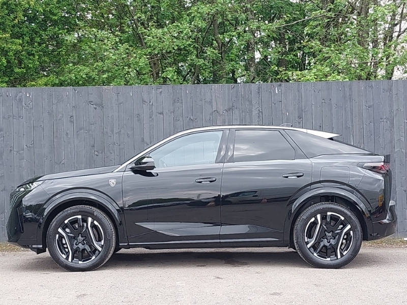 Peugeot 3008 157Kw Gt 73Kwh Black #4