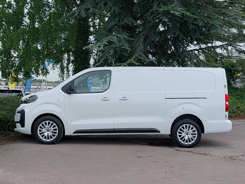 Peugeot Expert 2.0 Bluehdi 145 Asphalt Van SA26LYX White #4