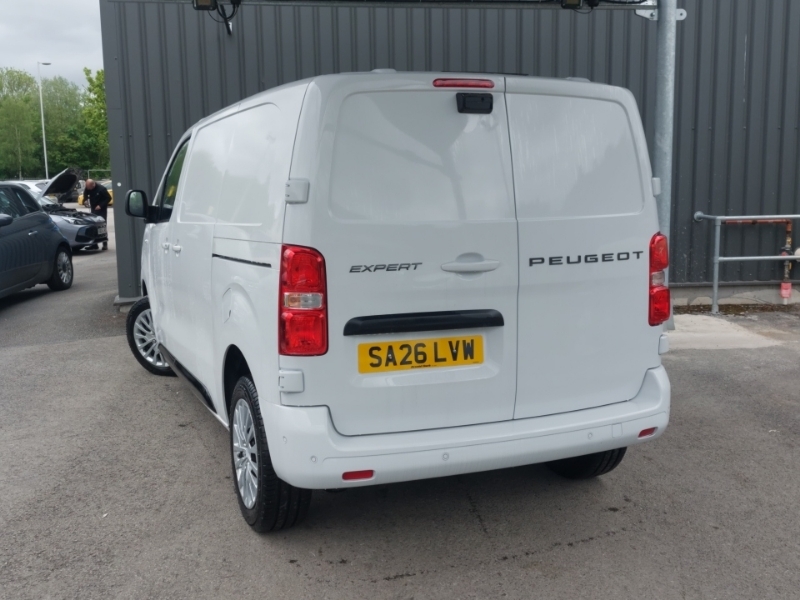 Peugeot Expert 2.0 Bluehdi 145 Asphalt Van White #2