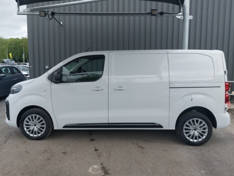 Peugeot Expert 2.0 Bluehdi 145 Asphalt Van White #4