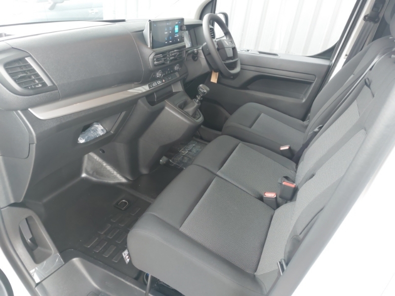 Peugeot Expert 2.0 Bluehdi 145 Asphalt Van White #5