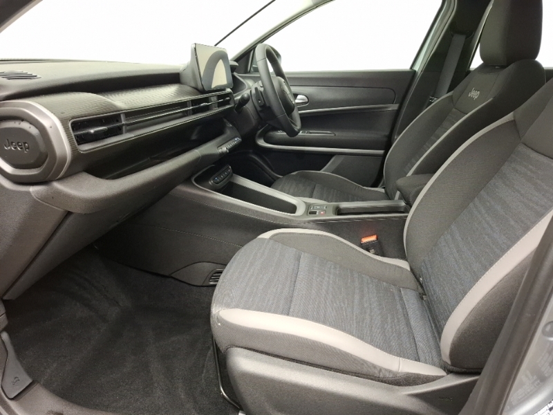 Jeep Avenger 1.2 E-hybrid Longitude Dct YE26ZXU Grey #5
