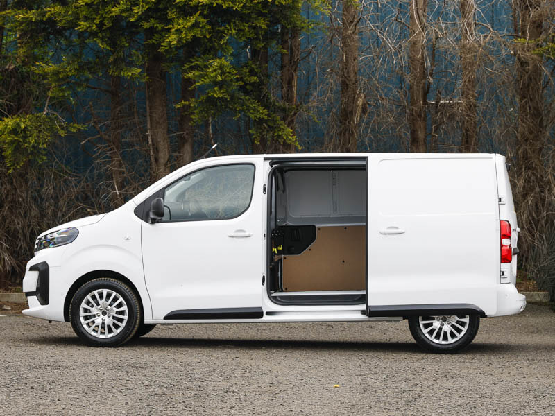 Peugeot Expert 2.0 Bluehdi 145 Asphalt Van White #5