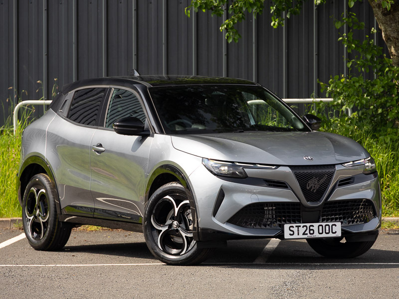 Alfa Romeo Junior 1.2 Turbo 145 Ibrida Ti Grey