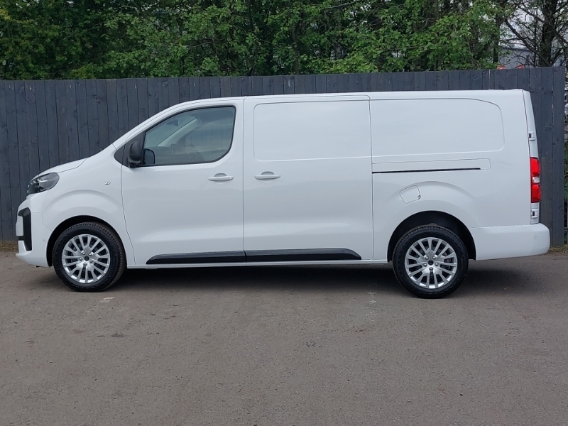 Peugeot Expert 2.0 Bluehdi 145 Asphalt Van SA26MDN White #4