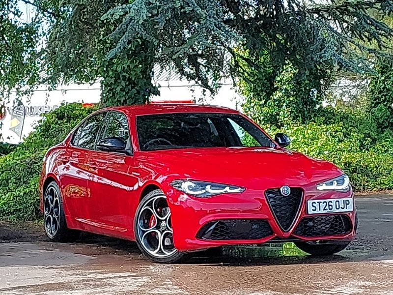 Alfa Romeo Giulia 2.0 Turbo Veloce Red