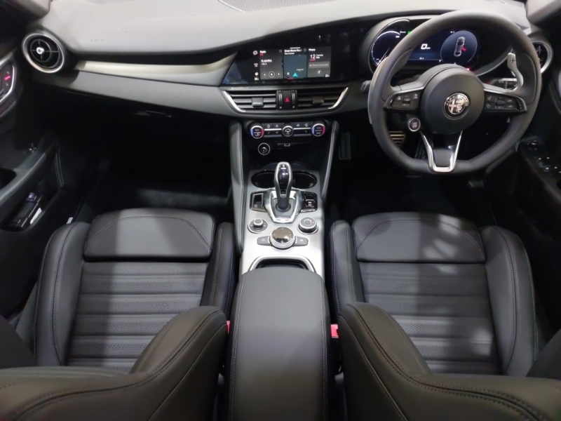 Alfa Romeo Giulia 2.0 Turbo Veloce Red #3