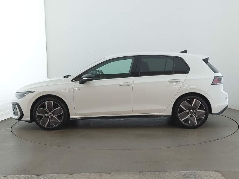Volkswagen Golf 1.5 Tsi 150 Black Edition SB75VGZ White #4