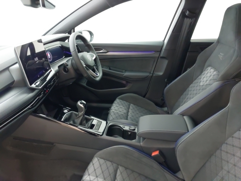 Volkswagen Golf 1.5 Tsi 150 Black Edition SB75VGZ White #5