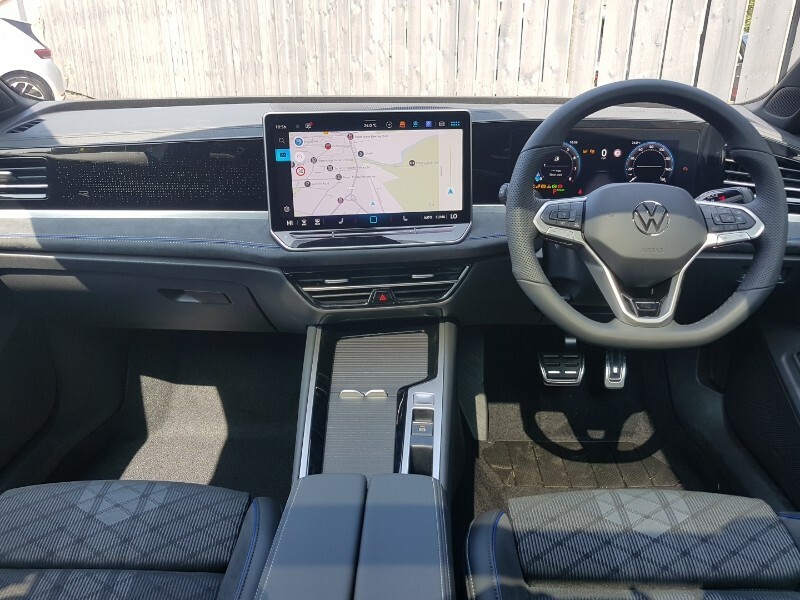 Volkswagen Passat 1.5 Etsi R-line Dsg Silver #3