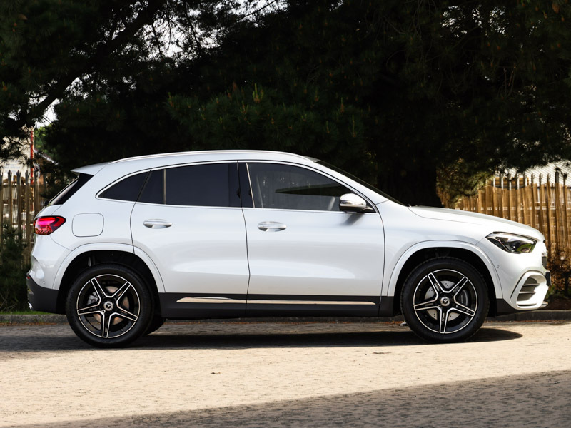 Mercedes-Benz GLA Class Gla 250E Amg Line Executive Silver #4