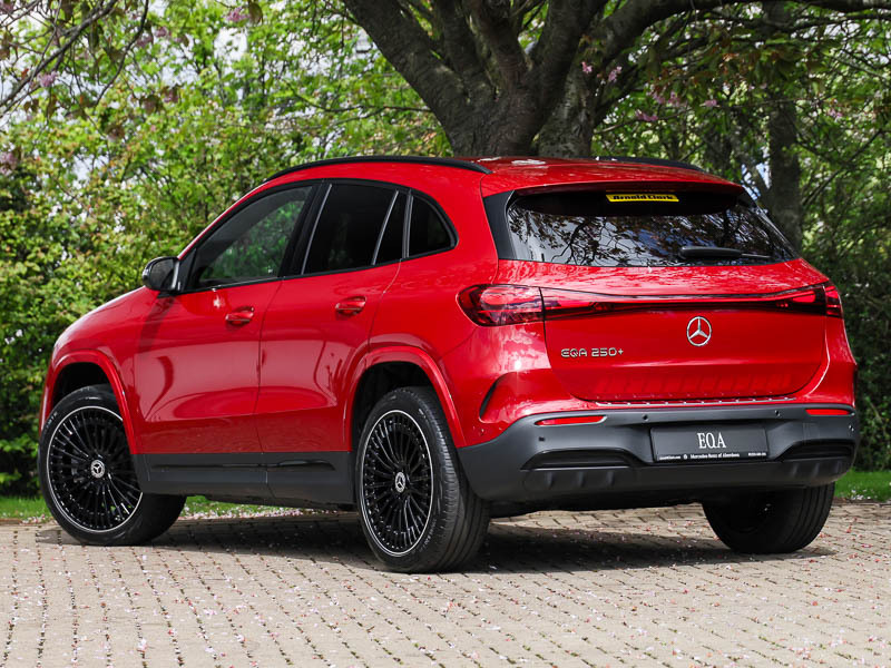 Mercedes-Benz EQA Eqa 250 140Kw Urban Edition 70.5Kwh Red #2
