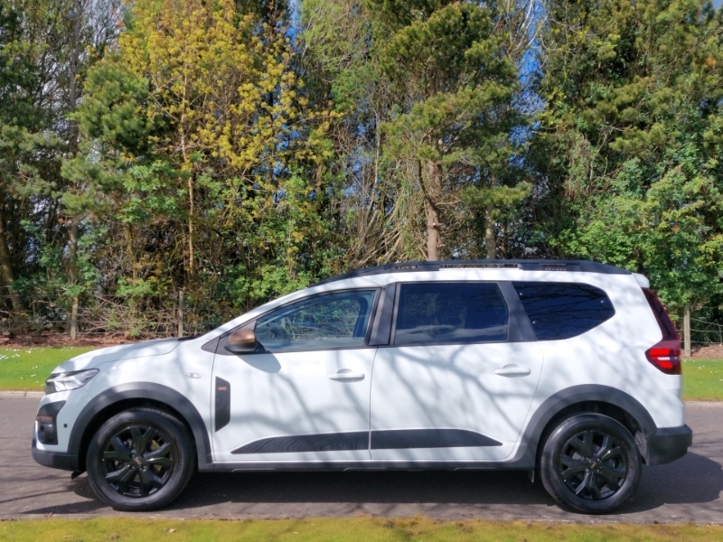 Dacia Jogger 1.6 Hev Extreme MD73RVF White #4