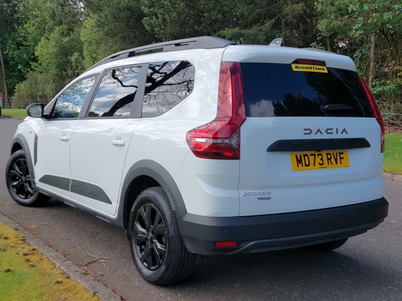 Dacia Jogger 1.6 Hev Extreme MD73RVF White #2