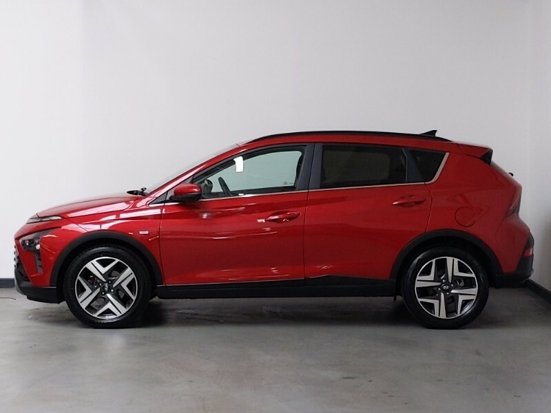 Hyundai Bayon 1.0 Tgdi 120 48V Mhev Premium BF23LWH Red #4