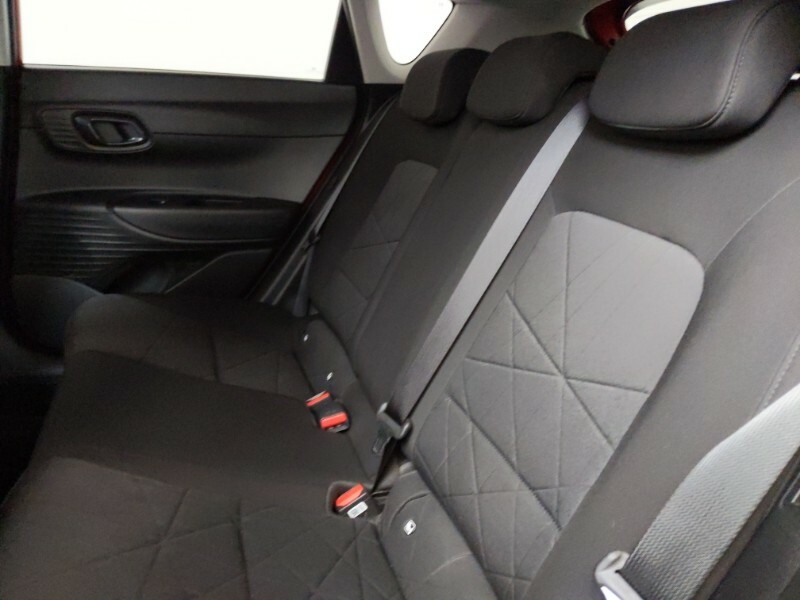 Hyundai Bayon 1.0 Tgdi 120 48V Mhev Premium BF23LWH Red #6