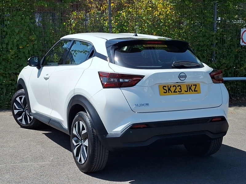 Nissan Juke 1.0 Dig-t 114 Acenta SK23JKZ White #2